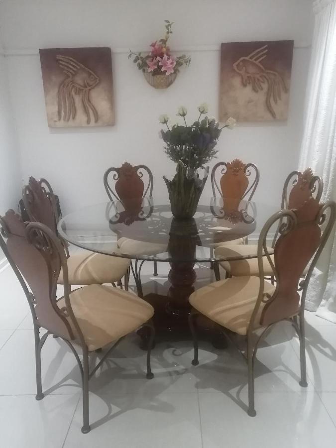 Lala Poa Guest House Клерксдорп Экстерьер фото